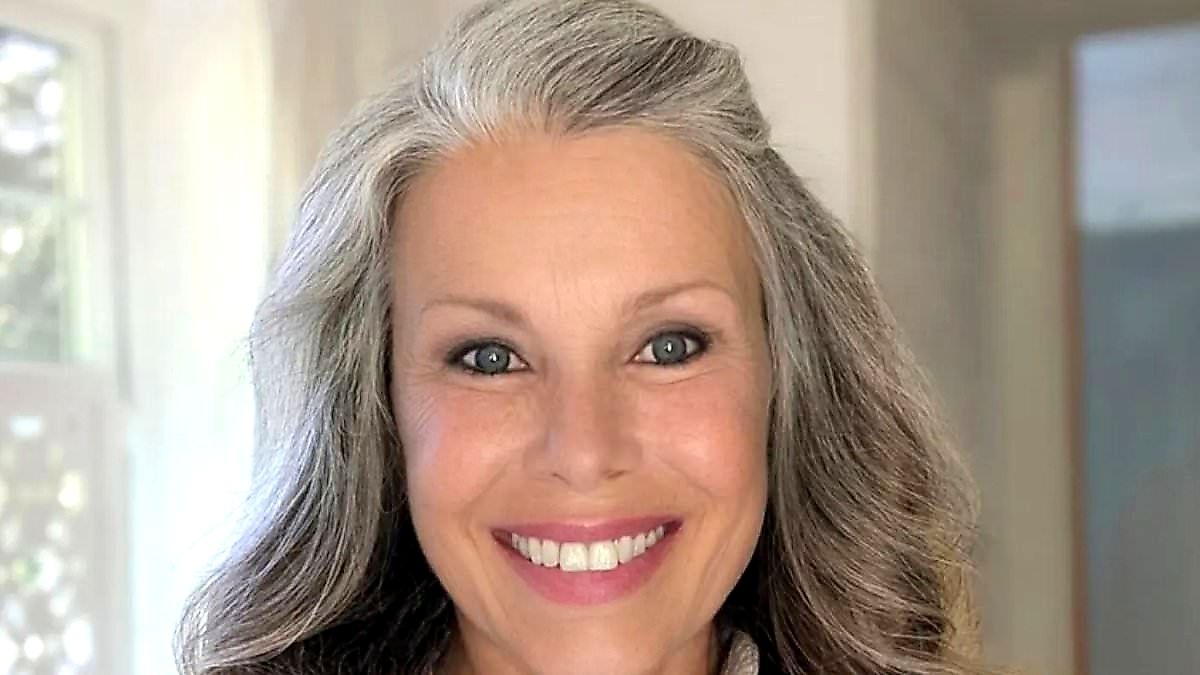 Melinda Messenger's 55-Year-Old Grey Hair Shocked Fans, Sparking Debate
