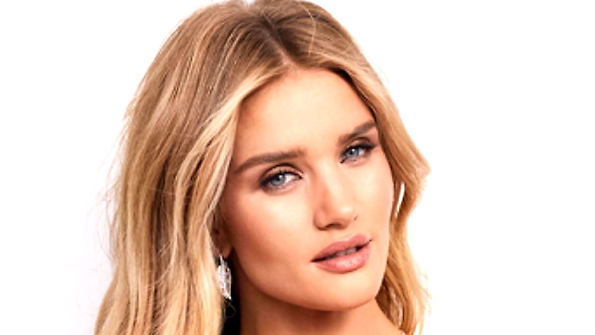 Rosie Huntington‑Whiteley's 14‑year lingerie line ends, shocking fans