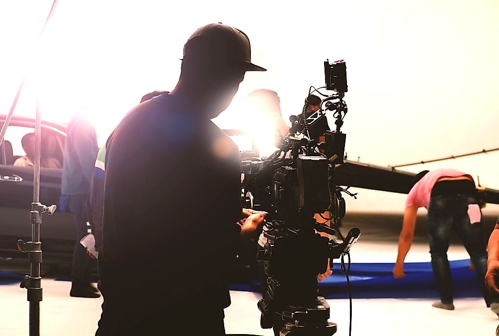 DGA's 32% U.S. production drop forces Hollywood unions demand tax credit