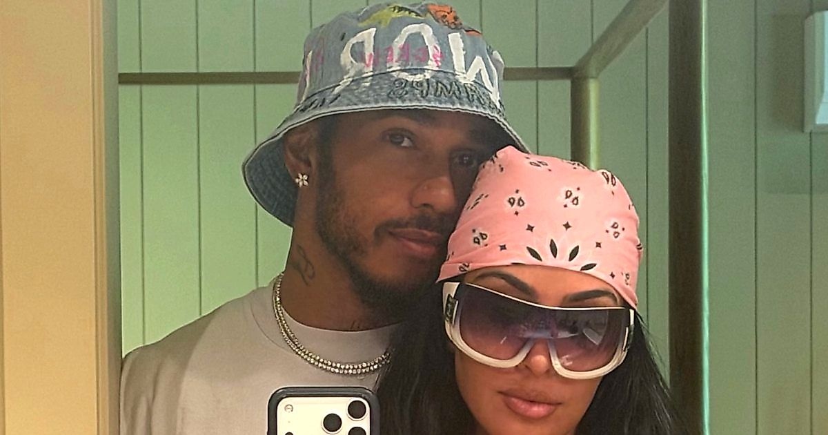 Kim Kardashian kisses Lewis Hamilton on Eiffel Tower, fans gasp