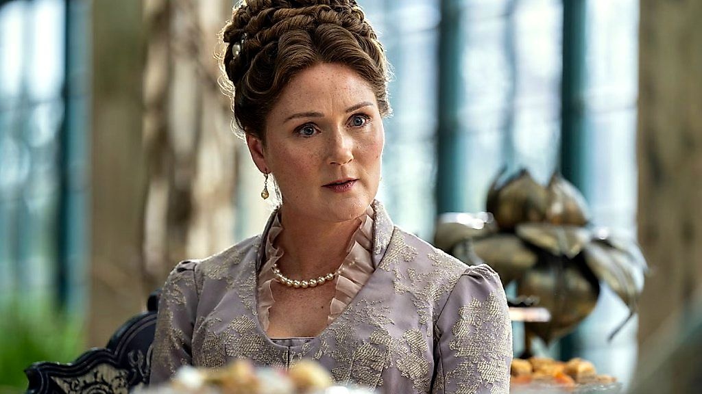 Shonda Rhimes announces 12‑episode Lady Violet Prequel, Fans Eager