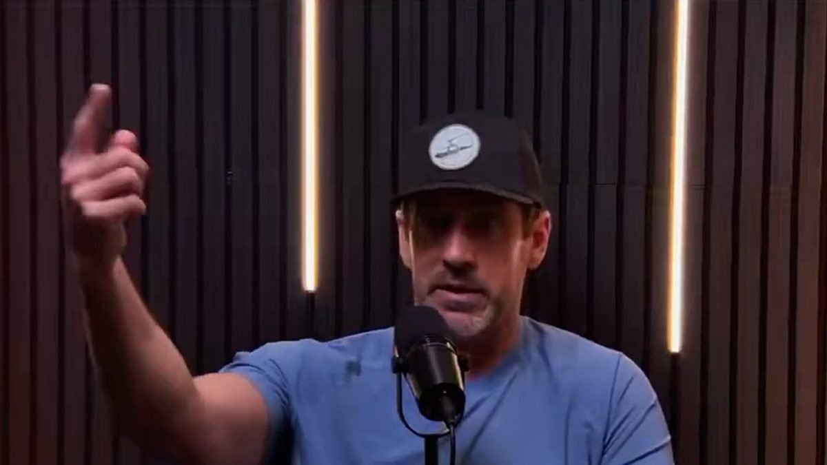 Rodgers Fires Back, Accuses Network Bias Over Russini‑Vrabel Romance