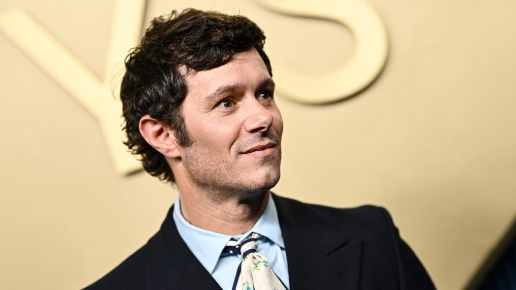 Adam Brody Shakes, Urging Free Palestine for 'Nobody Wants This'