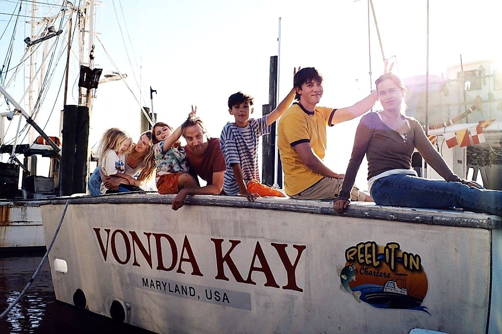 Rhys Ifans' boat escape plan crashes into headlines, shocks audiences