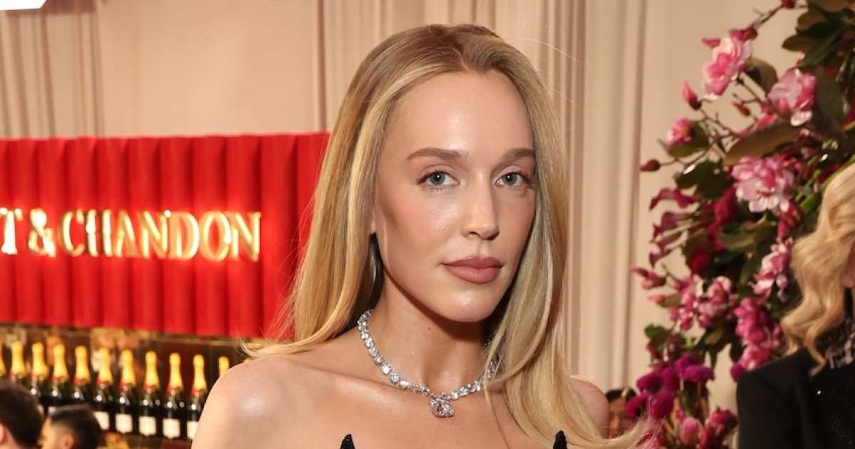 Alex Cooper’s Unwell Fizz Vanishes, Leaving a Halloween‑Only Drop
