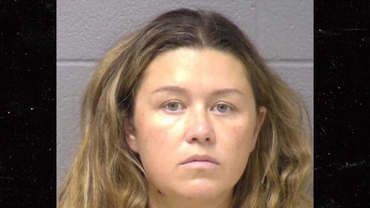 Mom who killed son after binge‑watching Lindsay Clancy trial spirals.