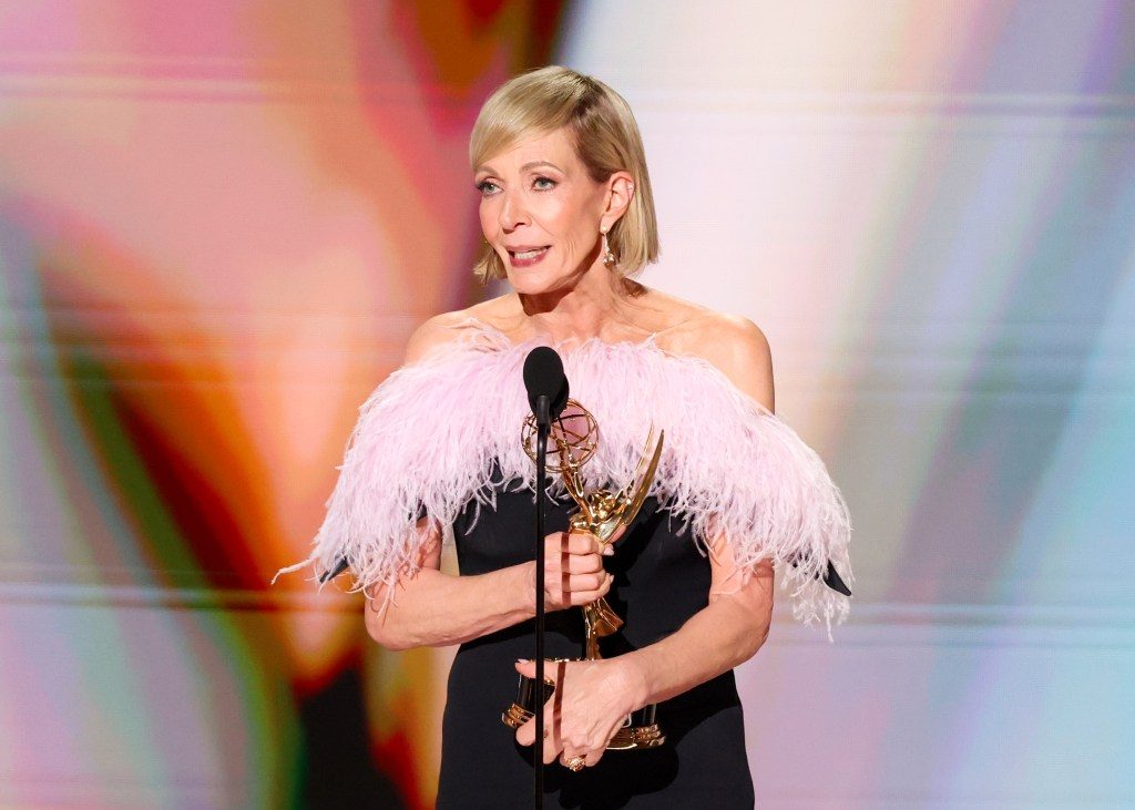 Allison Janney Stuns Academy, Wins Eighth Emmy, Ties Record