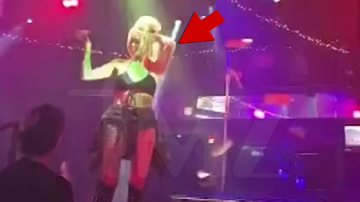 Bunnie XO storms Bucks Wild with cash, then vanishes with Dylan Wolf
