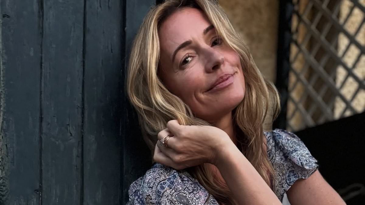 Cat Deeley cheers Patrick Kielty after his date with Michelle McManus