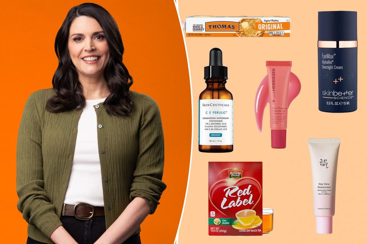 Cecily Strong Uses Korean Sunscreen and Lip Balm—Her Morning Glow