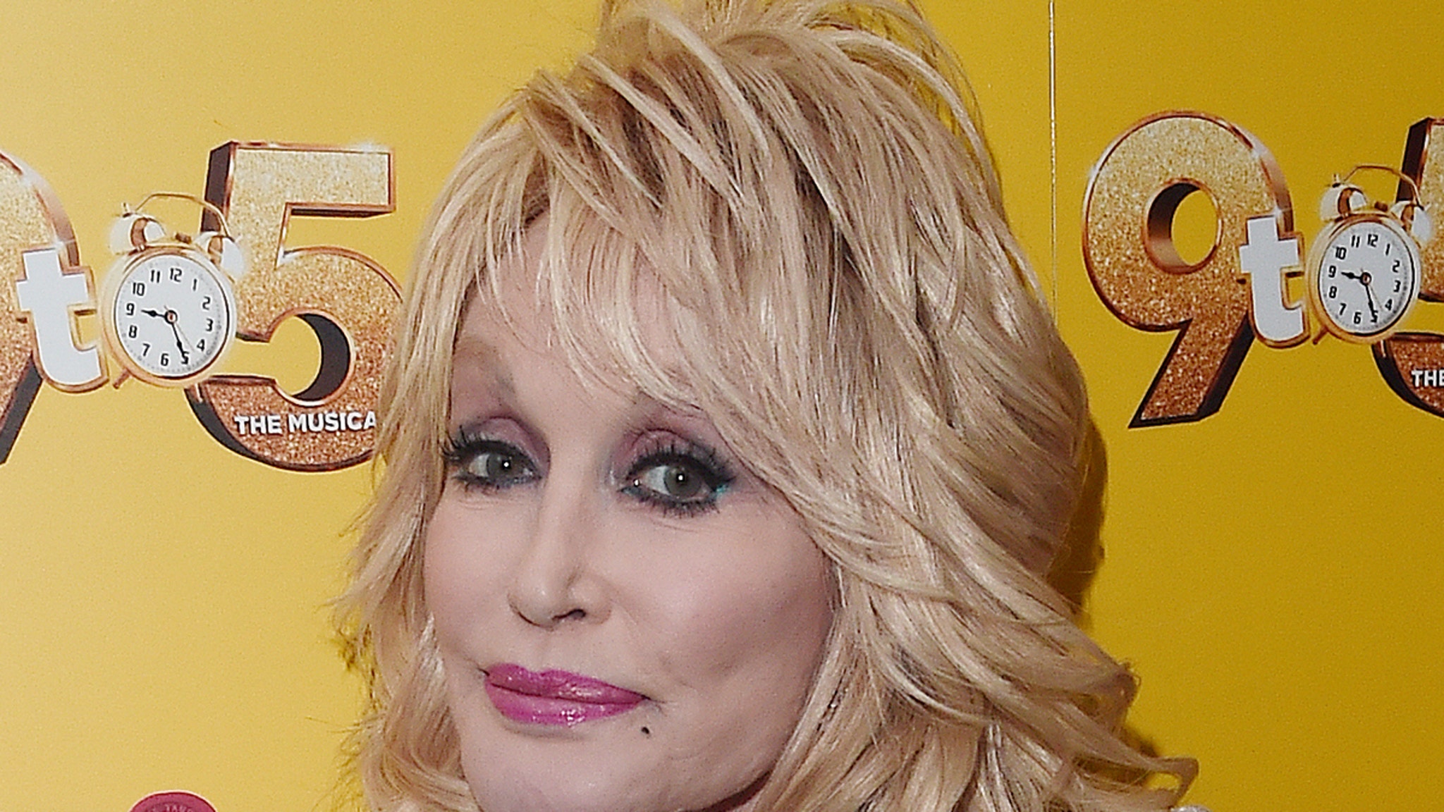 Dolly Parton's Instagram Post Sends Fans into a Charity & Streaming Rush