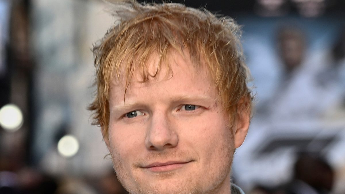 Ed Sheeran Scrubs B‑Stage in Philly, Fans Think Safety First