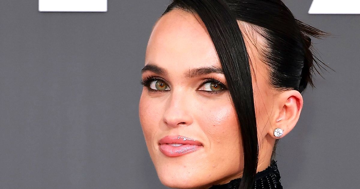 Mary Holland Nader, 28, TV Star Launches Fintech, Drops Feral Dating Secrets
