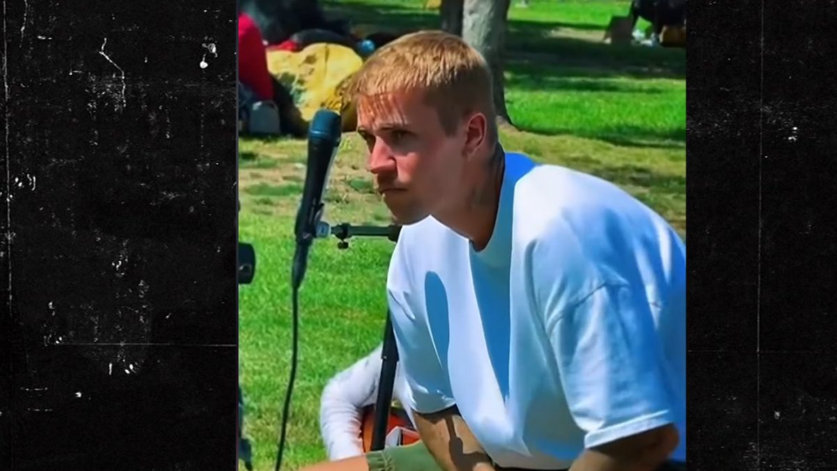 Justin Bieber Surprises Fans with Free Acoustic Set at MacArthur Park