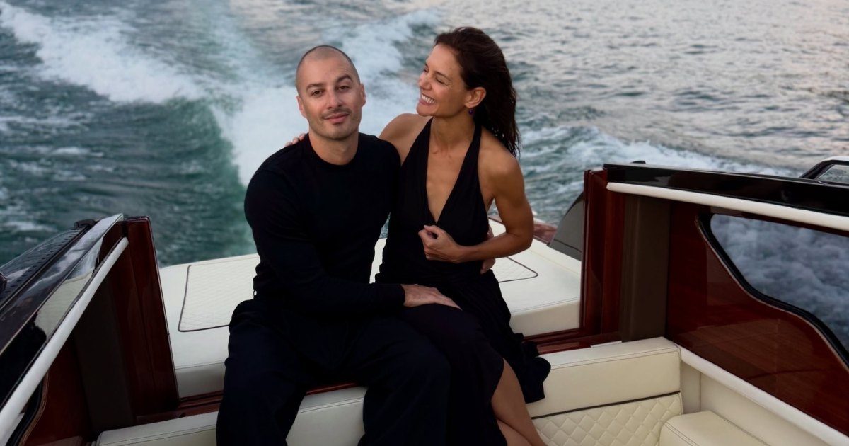 Katie Holmes Confesses Jason Bard Yarmosky at 'Happy Hours' Reunion