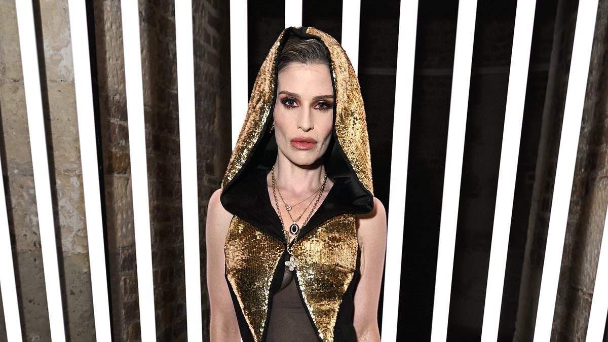 Kelly Osbourne Dazzles in Gold Jumpsuit, Declares 8-Month Sobriety