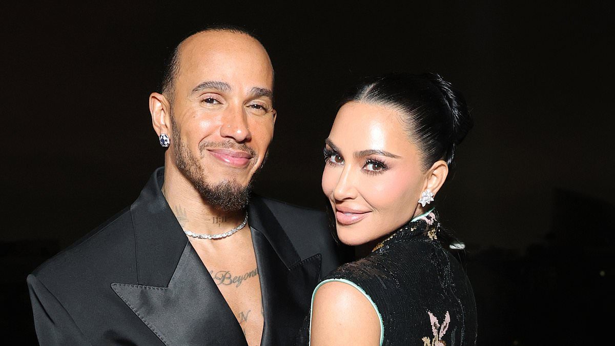 Kim & Lewis stunned crowds in matching Saint Laurent at LA Museum Gala