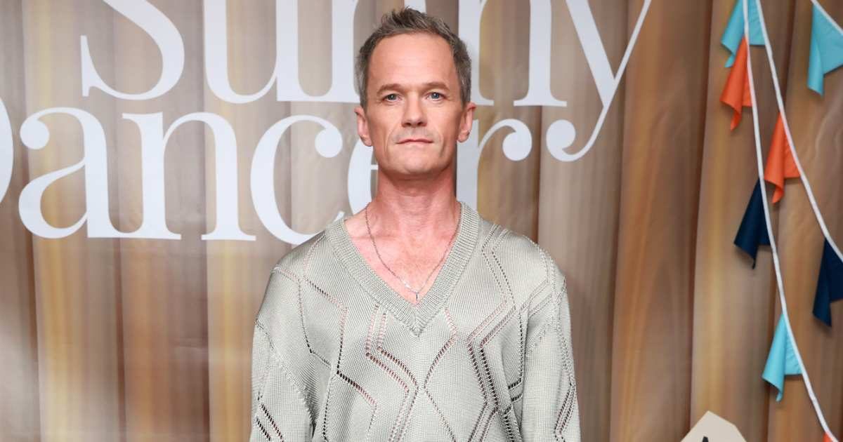 Neil Patrick Harris blames a secret text for his inevitable coming out