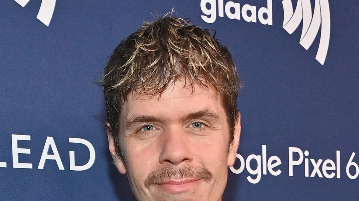 Perez Hilton begs cops to shoot him amid crisis – call log shows