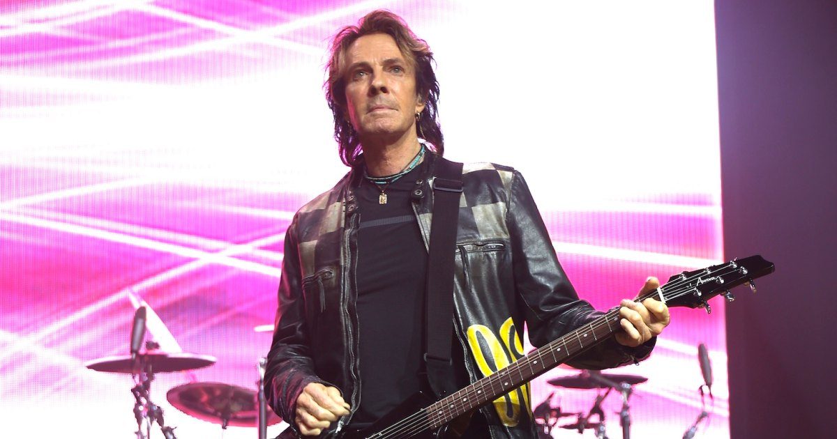 Rick Springfield Confesses Fired a Mortar, Killing a Soldier in Vietnam