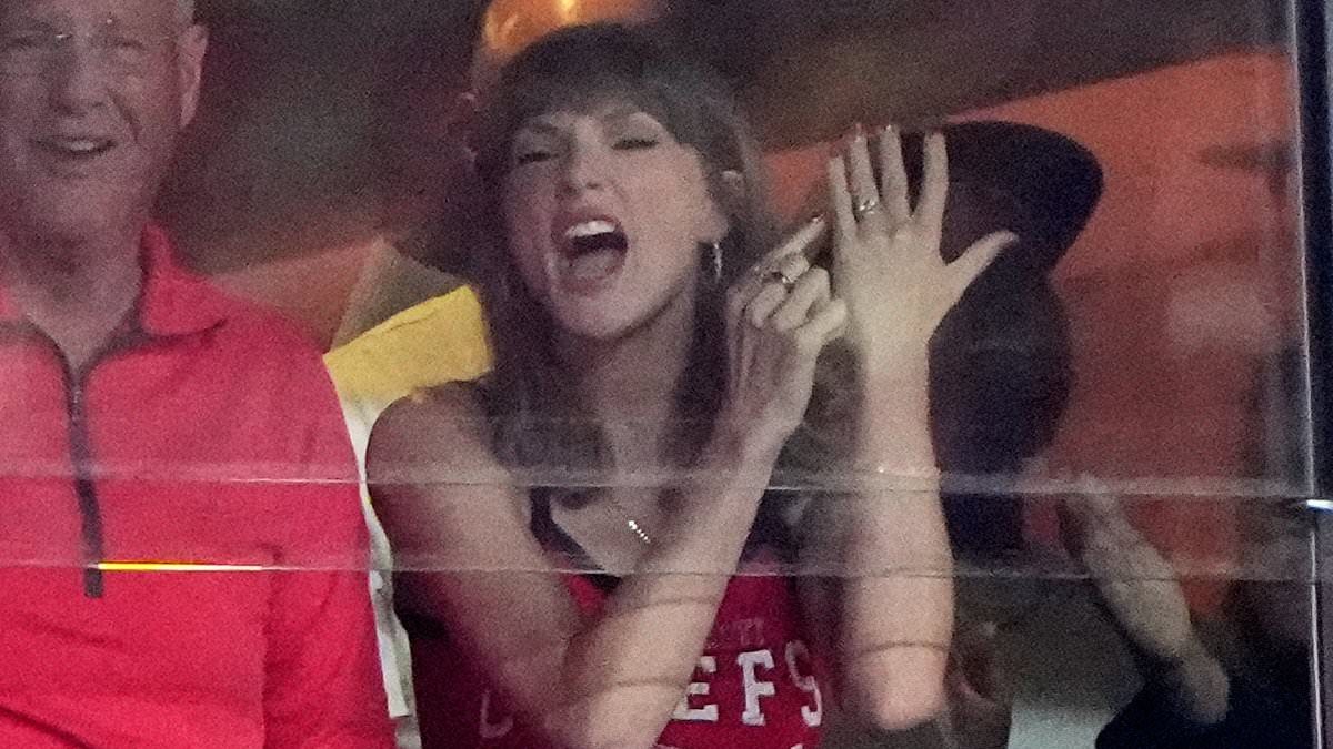 Taylor Swift yells 'That’s my husband' as Kelce scores victory
